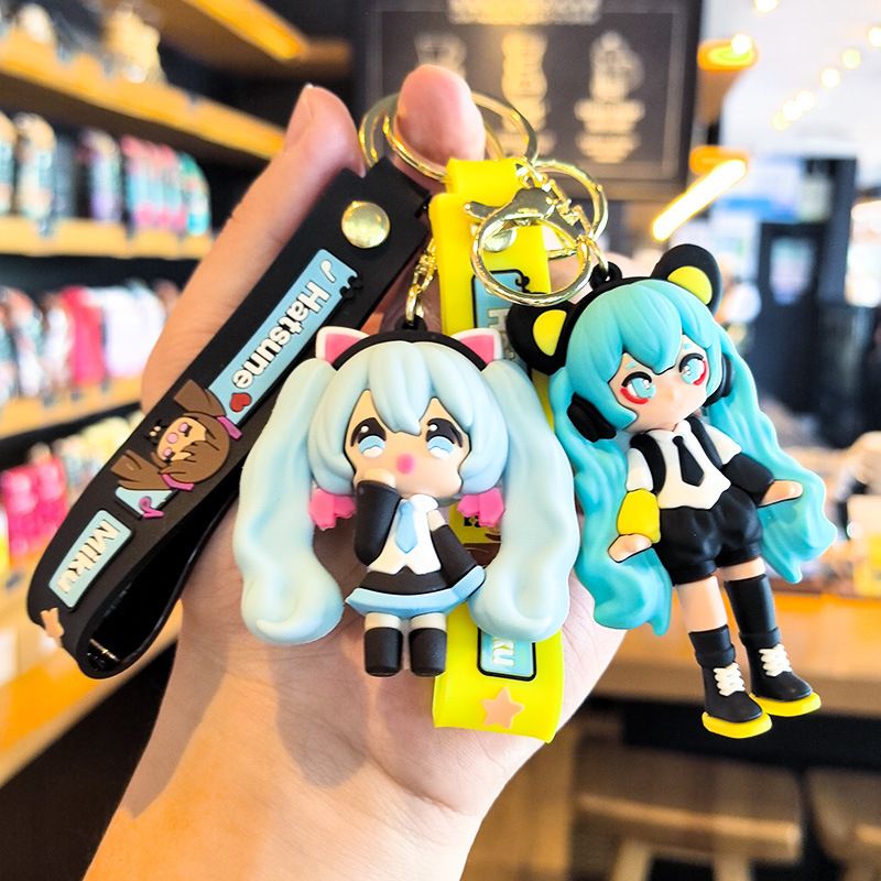 Chaveiro Hatsune Miku: Boneca  - Model Kit Cars avaliação e preço