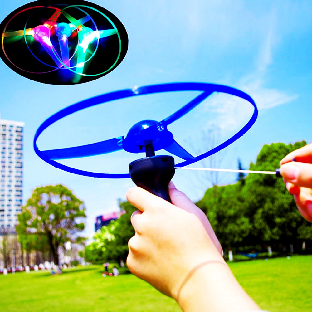 Brinquedo Voador Luminoso com  - Model Kit Ufo avaliação e preço